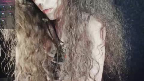 Dizer online show from 10/29/25, 05:25