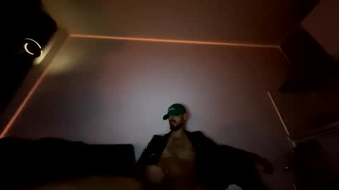 Azier online show from 10/21/25, 01:28