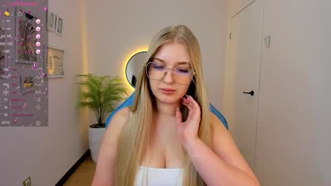 Alice online show from 01/15/25, 02:27