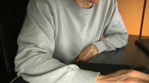 doctor_luv_69 online show from 04/05/26, 07:44