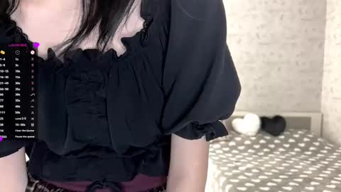 Annie PVT IS OPEN online show from 10/13/25, 09:04