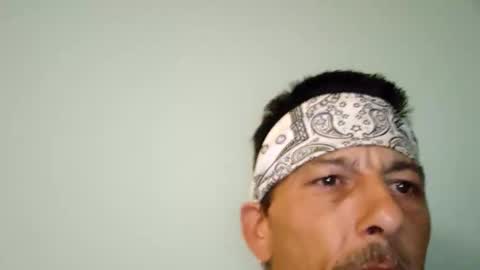 Snapshot of dogbone999081 chatting on 09/20/25, 08:26 dogbone999081 online show from 09/20/25, 08:26