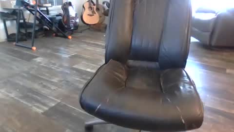 dogluc7 online show from 03/15/26, 08:37