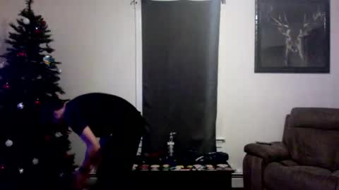 doingmek9 online show from 01/01/25, 10:43