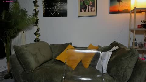 Betty online show from 02/09/25, 05:29