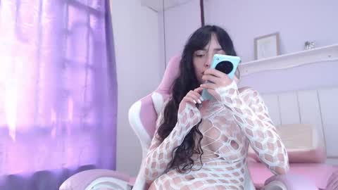 Snapshot of dolce_horny chatting on 12/07/24, 06:26 Dolce online show from 12/07/24, 06:26