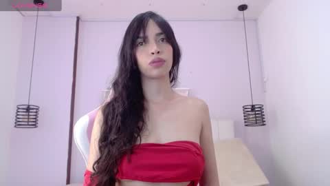 Snapshot of dolce_horny chatting on 12/13/24, 03:21 Dolce online show from 12/13/24, 03:21