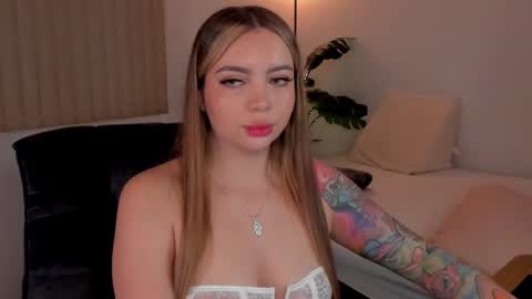 Hii Dont forget to follow me . online show from 03/11/25, 03:59