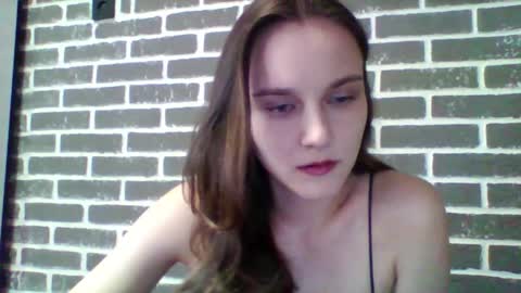 Snapshot of dolcezza_ chatting on 03/31/26, 03:45 dolcezza_ online show from 03/31/26, 03:45