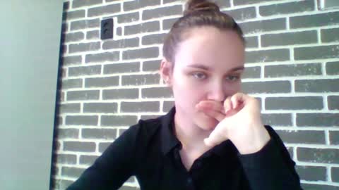 Snapshot of dolcezza_ chatting on 04/09/26, 11:04 dolcezza_ online show from 04/09/26, 11:04