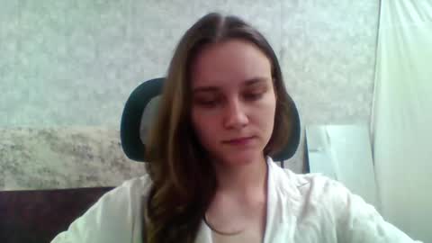 dolcezza_ online show from 05/18/26, 11:16