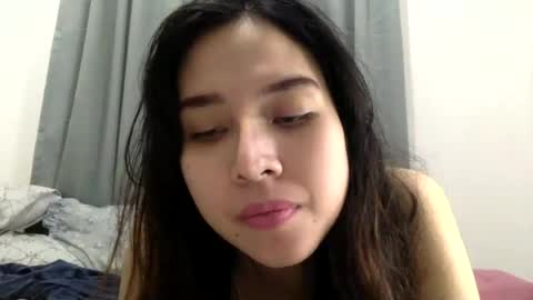Snapshot of dolfvlucy chatting on 07/15/26, 01:38 dolf william online show from 07/15/26, 01:38