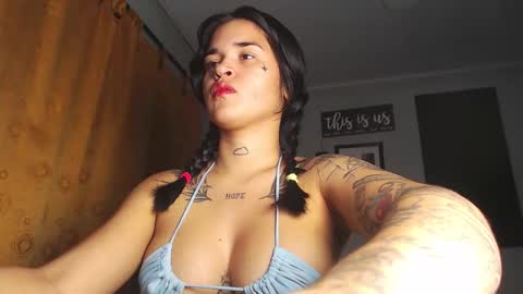 doll_and_thebrown online show from 10/06/25, 11:02