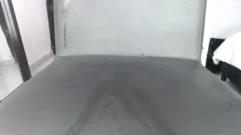 doll_dollys_ online show from 02/20/25, 01:25