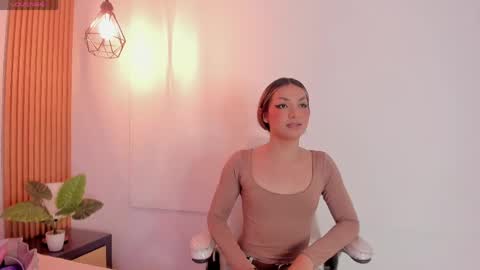 Snapshot of doll_isa_ chatting on 04/04/26, 08:28 doll_isa_ online show from 04/04/26, 08:28