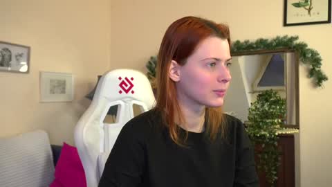 Snapshot of doll_lesli chatting on 01/26/25, 02:30 Your doll Lesli online show from 01/26/25, 02:30