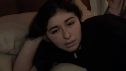 Snapshot of doll_lovely chatting on 03/27/26, 06:30 Doll online show from 03/27/26, 06:30