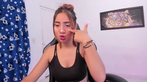 doll_miaa online show from 12/17/24, 04:34