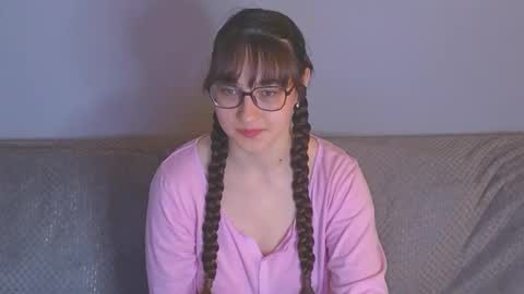 Tessa online show from 05/15/26, 11:17