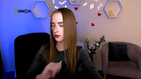 doll_vey online show from 10/06/25, 07:22