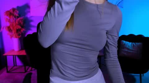 doll_vey online show from 04/10/26, 08:41