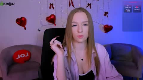 doll_vey online show from 04/12/26, 09:03