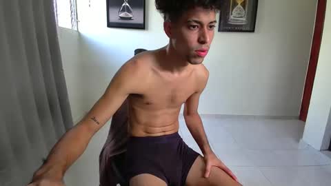 Snapshot of dollarhot30 chatting on 12/22/25, 07:55 DollarHot30 online show from 12/22/25, 07:55