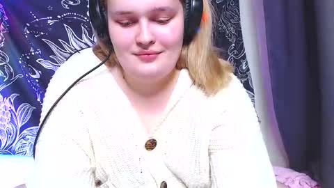 Miss Rose online show from 09/28/25, 07:52