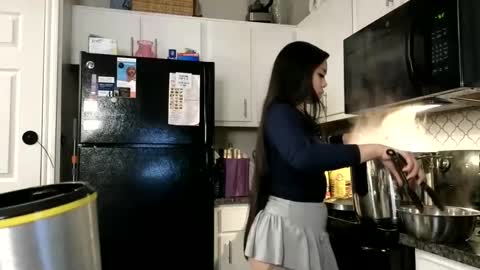 DOLLLFACE online show from 12/24/24, 11:17