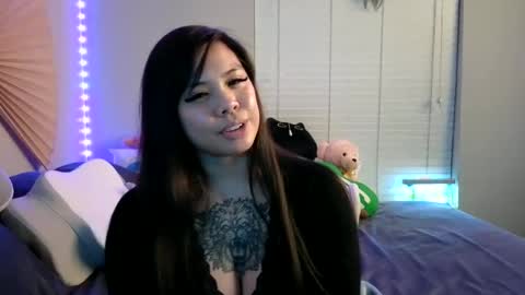 DOLLLFACE online show from 02/01/25, 10:15