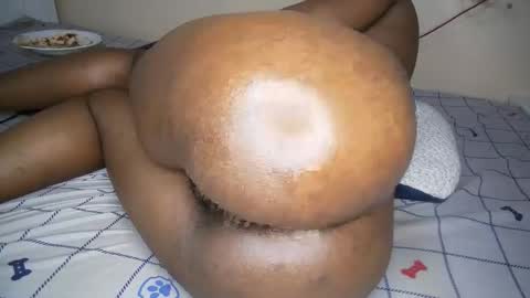 dollqueen_ online show from 09/23/25, 02:36