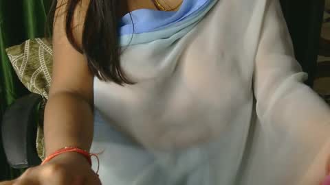 dolly_2 online show from 01/23/25, 08:15