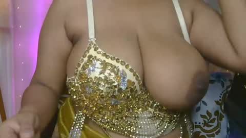 dolly_2 online show from 07/07/26, 04:15
