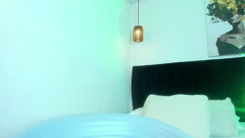 Call me Zoe  online show from 06/30/26, 10:22