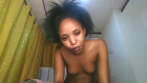 Snapshot of dollythegirl chatting on 06/21/26, 05:59 kadolly online show from 06/21/26, 05:59