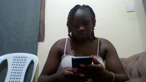 dollyvee online show from 11/07/25, 04:56
