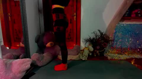 Dolores Sage online show from 04/29/26, 04:33