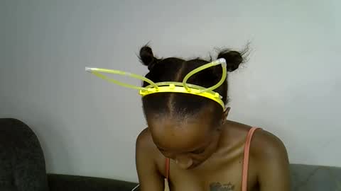 Snapshot of dolsexy chatting on 04/15/26, 07:10 dolsexy online show from 04/15/26, 07:10