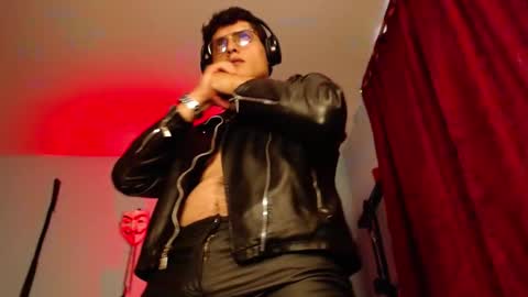 Diego Castell online show from 09/10/25, 04:40