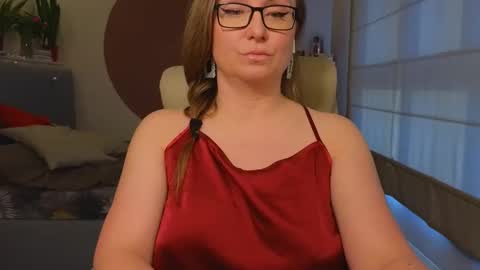 DOM MUMMY online show from 04/02/26, 02:15