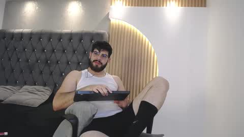 domboy  online show from 05/08/26, 08:03