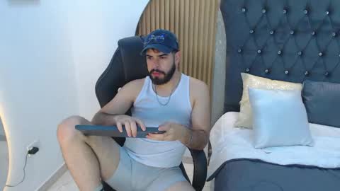 domboy  online show from 05/18/26, 08:03