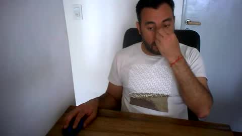 Snapshot of domfetishx chatting on 10/23/25, 04:06 all fetishes online show from 10/23/25, 04:06