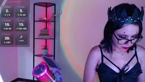 Mistress online show from 09/17/25, 03:46