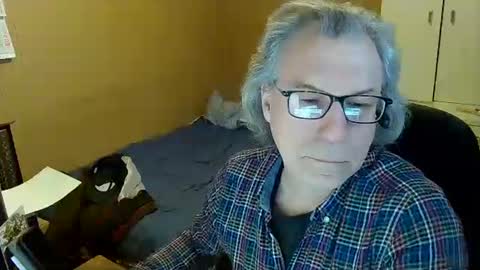 domiande online show from 01/27/25, 08:51