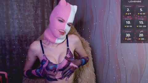 Snapshot of domiiniicana chatting on 01/12/25, 12:44 domiiniicana online show from 01/12/25, 12:44