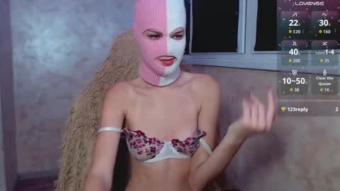 domiiniicana online show from 09/19/25, 07:21