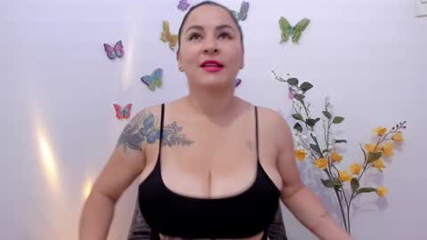 domi  online show from 02/17/25, 12:48