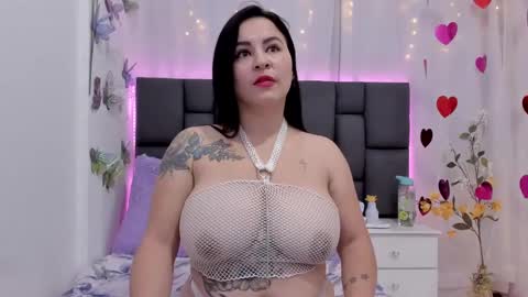 domi  online show from 03/05/25, 11:28