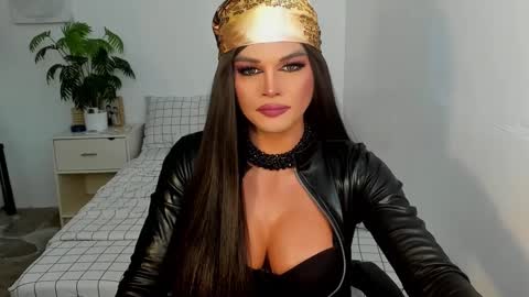 ANGELA online show from 01/19/25, 06:31